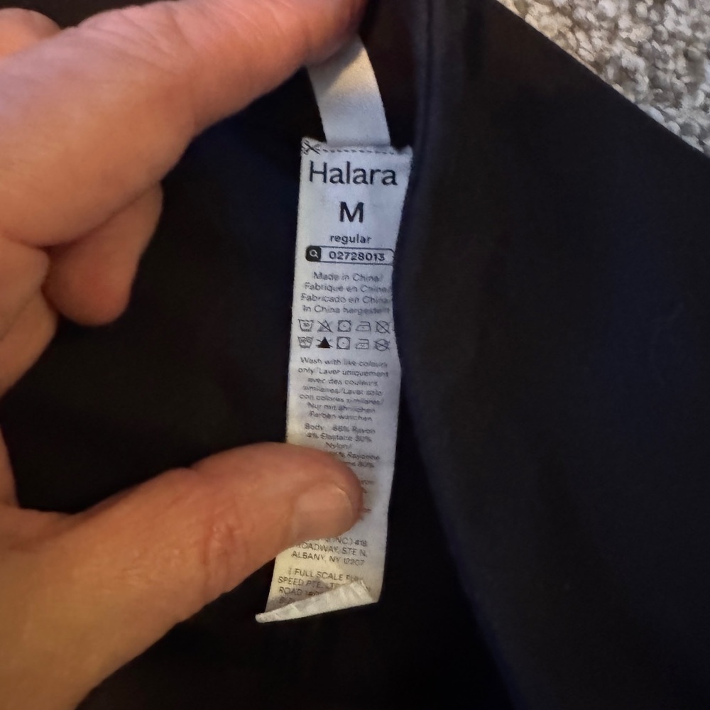 Halara Black flare pant. Dress pants size medium legging